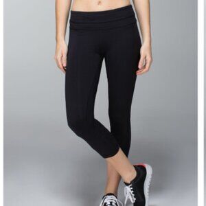 LULULEMON Run Inspire Crop Black Capri Leggings Size 4